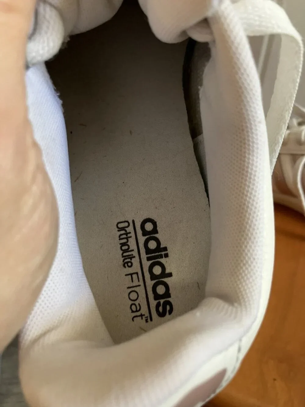 Woman's Adidas Sneakers
